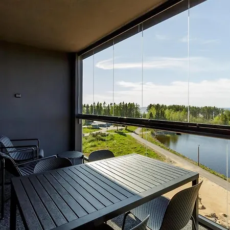 Marina By Hiekka - Sisaeltaeae Liinavaatteet Ja Loppusiivouksen * Kalajoki