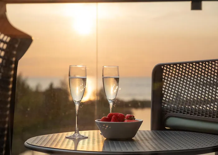 Marina By Hiekka - Sisaeltaeae Liinavaatteet Ja Loppusiivouksen Apartmán Kalajoki